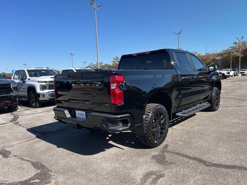 New 2026 Chevrolet Silverado 1500 Custom Trail Boss w/ Midnight Edition image 3