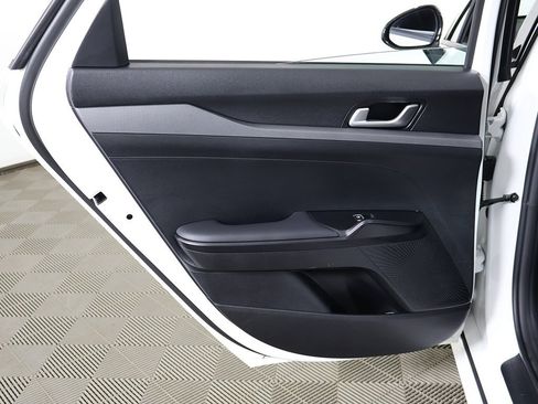 Used 2025 Kia K5 LXS image 22