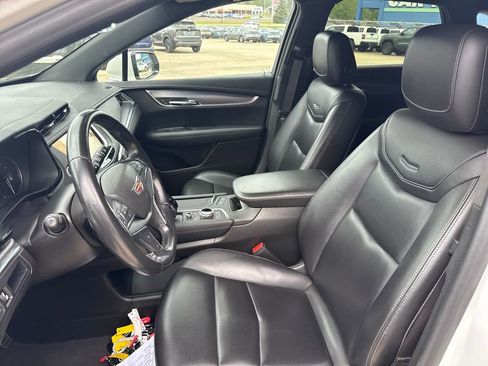 Used 2022 Cadillac XT5 Luxury image 22