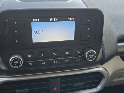 Used 2018 Ford EcoSport S image 29