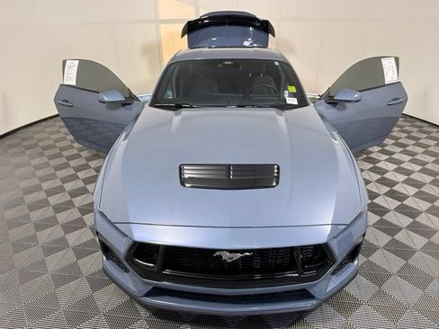 Used 2024 Ford Mustang GT RWD image 3