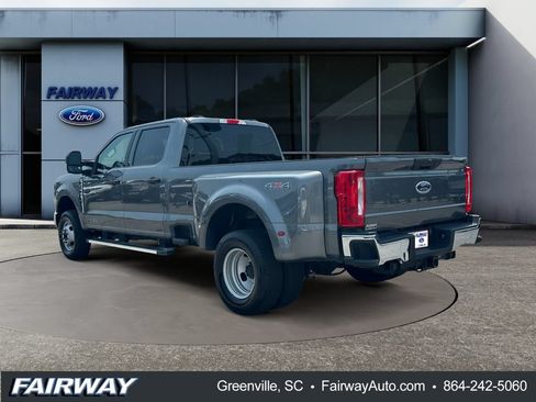 Used 2026 Ford F350 XLT AWD/4WD image 4