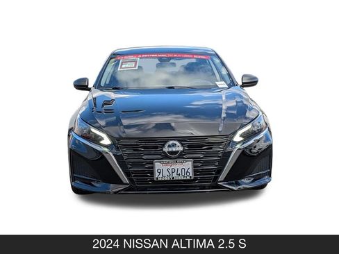 Used 2024 Nissan Altima 2.5 S FWD image 4