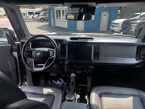 Used 2023 Ford Bronco Outer Banks AWD/4WD image 15