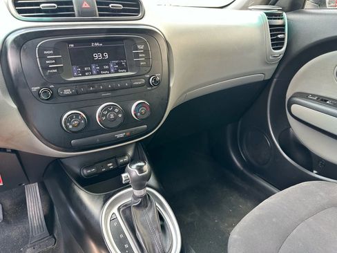 Used 2018 Kia Soul image 10