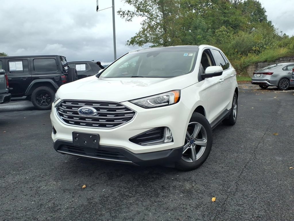 Used 2020 Ford Edge SEL w/ Convenience Package AWD/4WD image 3
