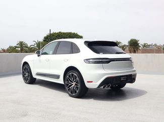 Certified 2025 Porsche Macan video 3