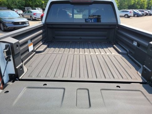 Certified 2024 Honda Ridgeline RTL+ image 32
