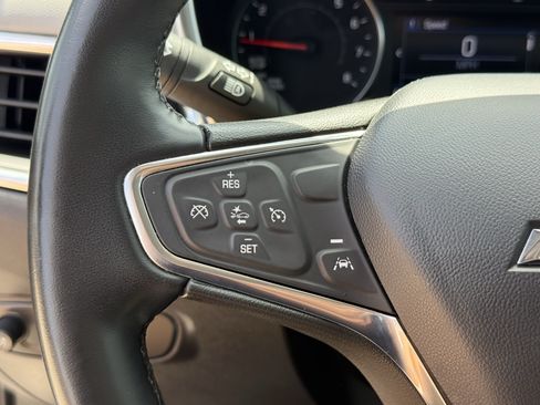 Used 2024 Chevrolet Equinox LT FWD image 17