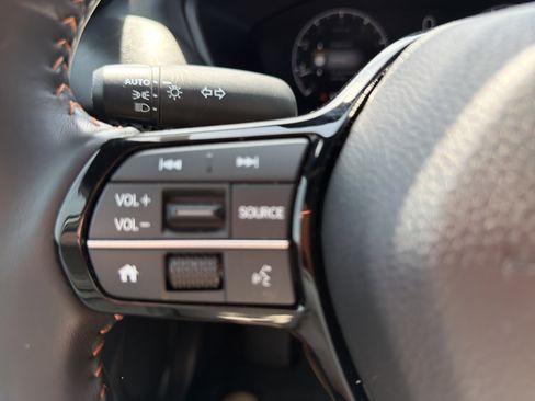 Certified 2025 Honda HR-V Sport image 27