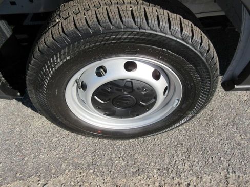 New 2026 Ford Transit 250 148 Medium Roof w/ Load Area Protection Package image 9