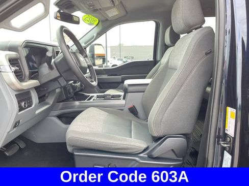 Used 2025 Ford F250 XLT w/ Black Appearance Package AWD/4WD image 9