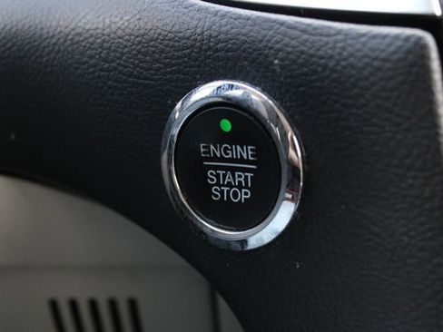 Used 2016 Ford Edge Titanium w/ Technology Package image 15