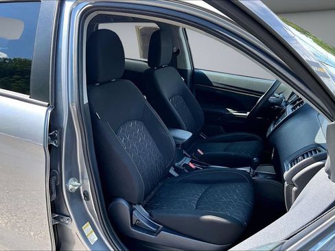 Used 2024 Mitsubishi Outlander Sport AWD image 29