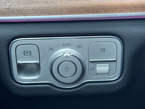 Certified 2025 Mercedes-Benz GLS 450 4MATIC image 16