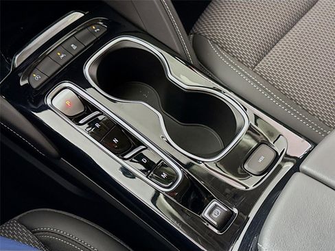 Used 2022 Buick Envision Preferred image 10