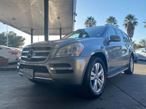 Used 2012 Mercedes-Benz GL 450 4MATIC image 16