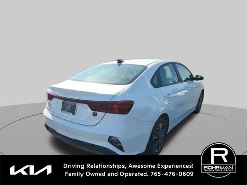 Used 2024 Kia Forte LXS FWD image 4