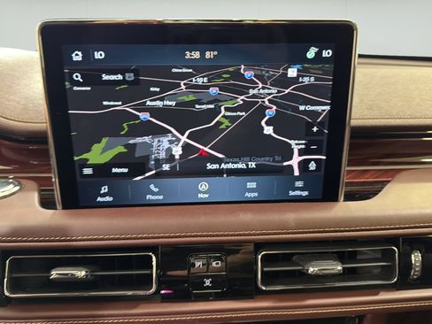 Used 2023 Lincoln Aviator Black Label w/ Jet Package AWD/4WD image 16