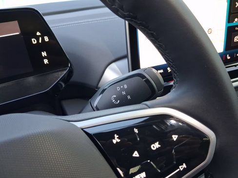 New 2026 Volkswagen ID.4 Pro RWD image 9