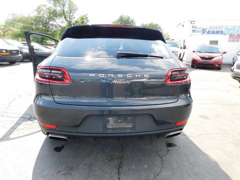Used 2018 Porsche Macan AWD/4WD image 27