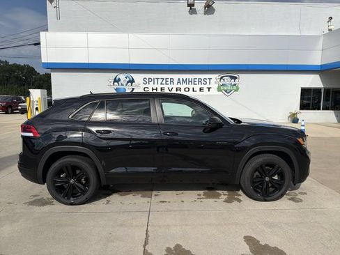 Used 2023 Volkswagen Atlas Cross Sport SEL R-Line AWD/4WD image 11