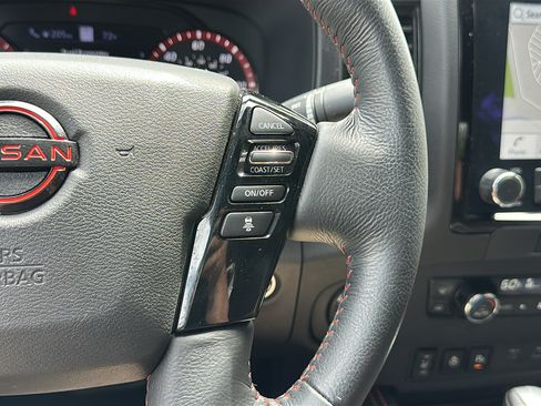 Used 2024 Nissan Frontier PRO-4X w/ Pro Convenience Package AWD/4WD image 17