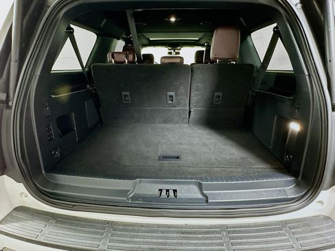 Used 2022 Ford Expedition Max Limited RWD image 32