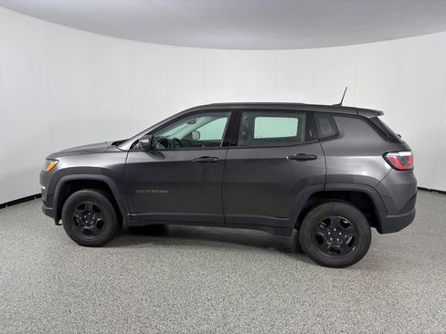 Used 2019 Jeep Compass Sport w/ Cold Weather Group AWD/4WD image 3