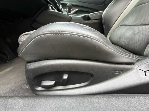 Used 2018 Chevrolet Camaro SS RWD image 13