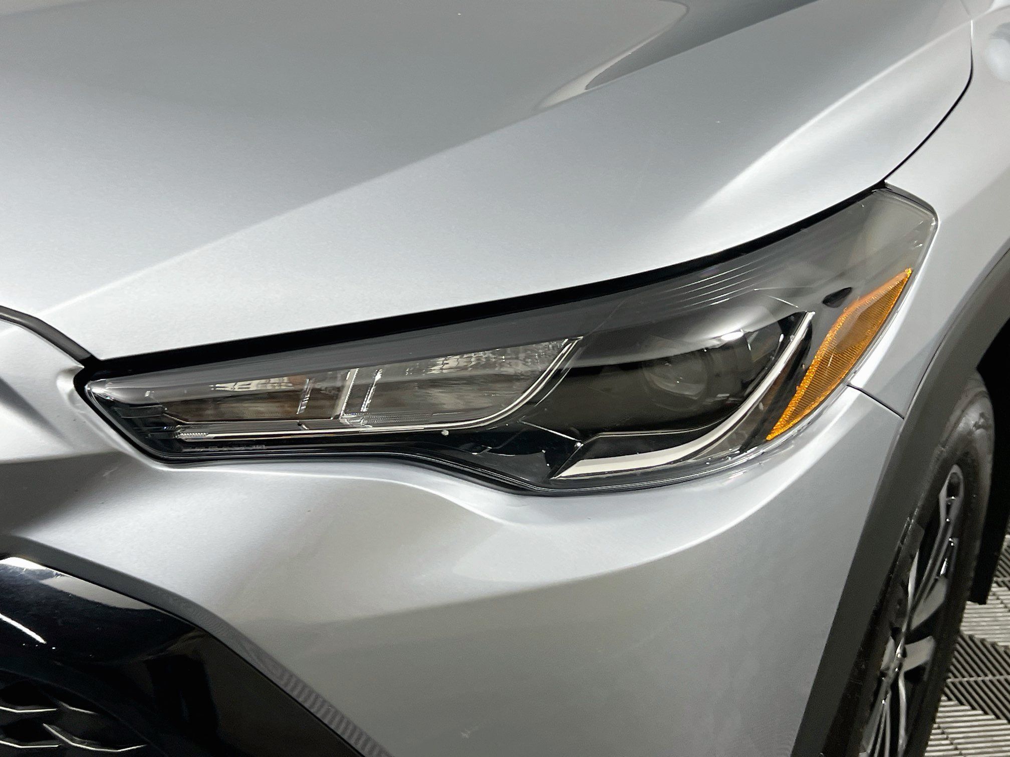 Used 2024 Toyota Corolla Cross AWD Hybrid image 11