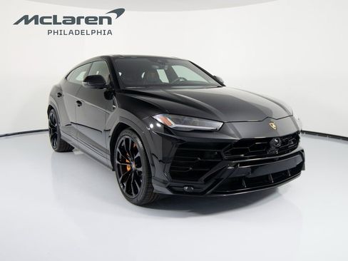 Used 2022 Lamborghini Urus image 3