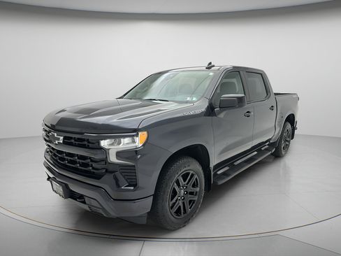 Used 2024 Chevrolet Silverado 1500 RST w/ Protection Package AWD/4WD image 3