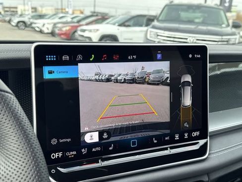 New 2026 Volkswagen Tiguan SE R-Line FWD image 19