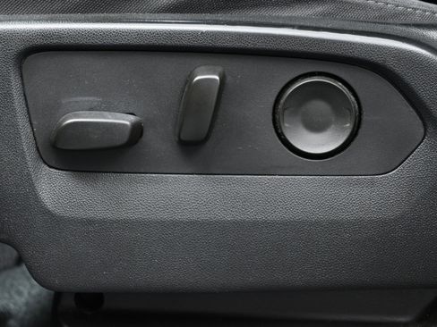 Used 2023 Chevrolet Tahoe 4WD w/ Remote Keyless Entry Package image 10