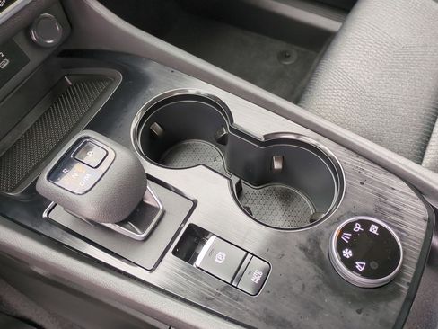 Certified 2025 Nissan Rogue SV image 18