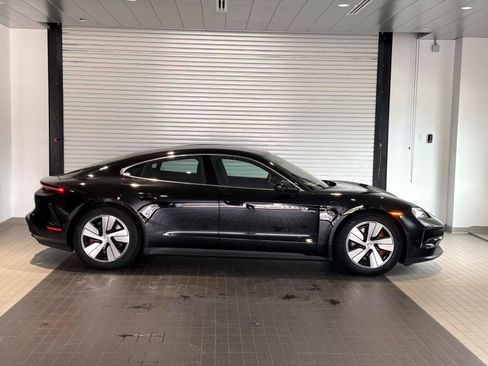 New 2026 Porsche Taycan 4S AWD/4WD image 8