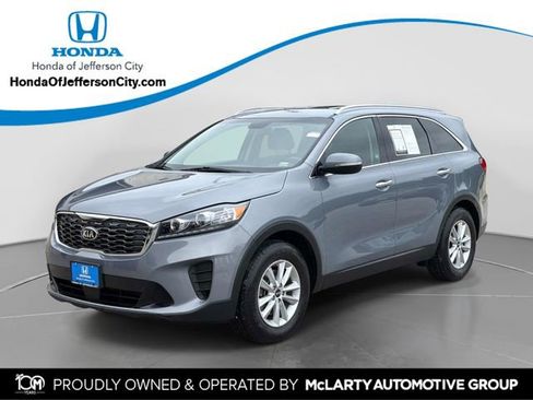 Used 2020 Kia Sorento LX w/ LX I4 Convenience Package FWD image 1