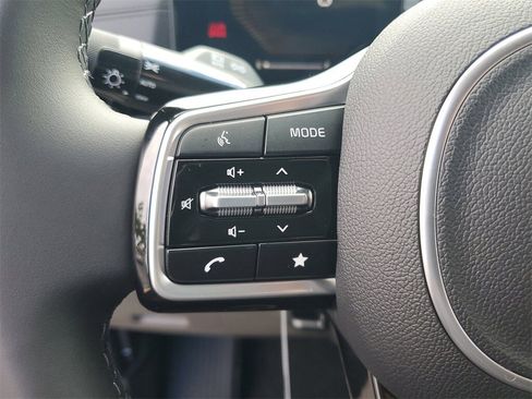 New 2026 Kia Carnival EX image 11