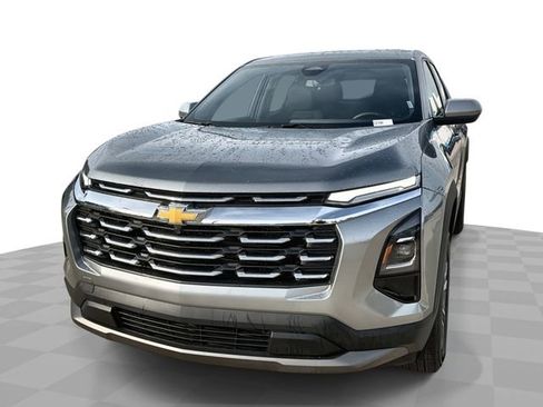 Used 2026 Chevrolet Equinox LT FWD image 1