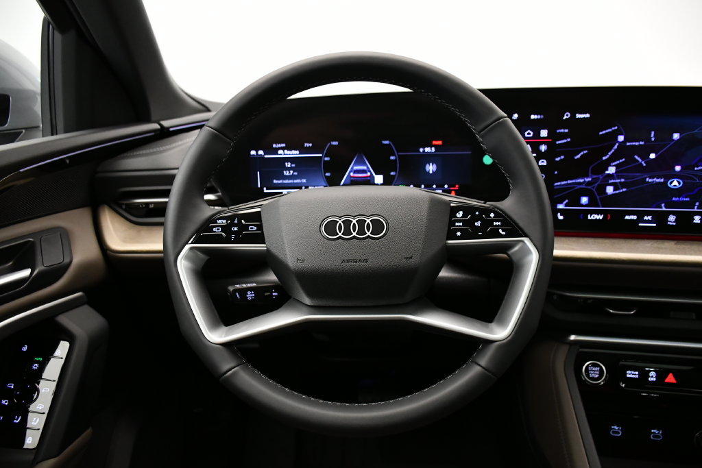 Used 2025 Audi Q5 Premium w/ Convenience Package AWD/4WD image 19