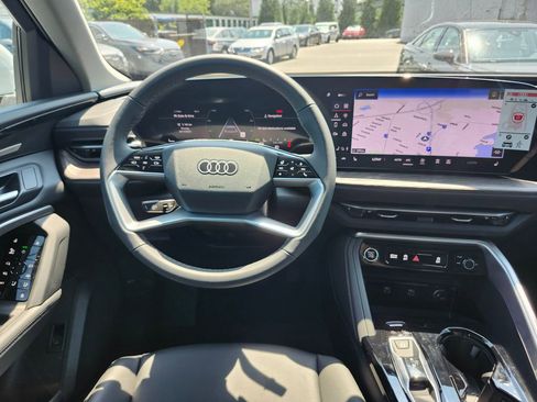New 2025 Audi Q5 Premium Plus image 22