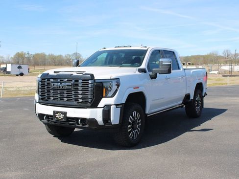 Used 2025 GMC Sierra 2500 Denali Ultimate image 4