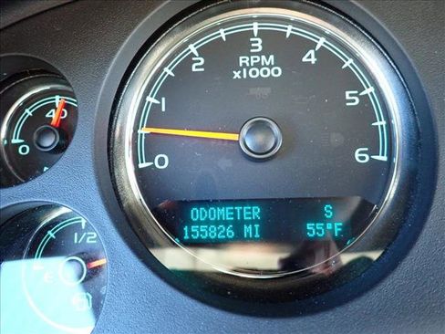 Used 2014 GMC Yukon XL SLT w/ SLT-2 Equipment Package image 26