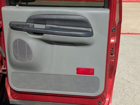 Used 2005 Ford Excursion 2WD image 22