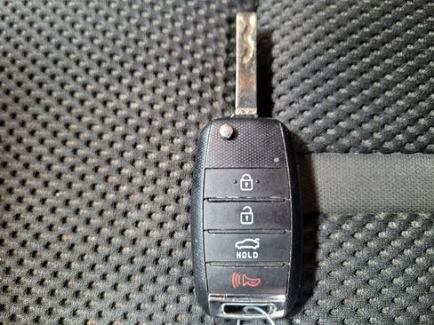 Used 2019 Kia Optima LX FWD image 32