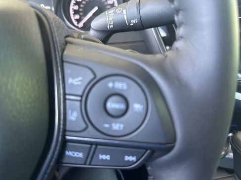 Used 2024 Toyota Camry SE w/ Cold Weather Package FWD image 17