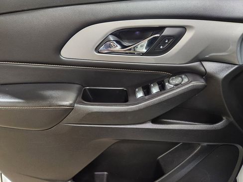 Used 2018 Chevrolet Traverse LS FWD image 43