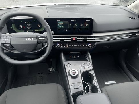 New 2026 Kia Sportage LX image 22