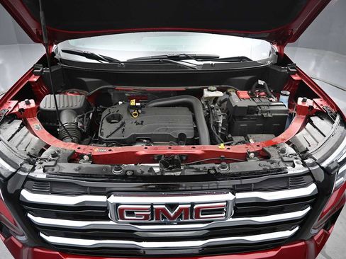 Used 2026 GMC Terrain Elevation w/ Elevation Premium Package FWD image 38